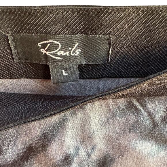 Rails Berlin Black Tide Colorway Stretch Satin Slip Style Midi Skirt size L - Picture 3 of 7